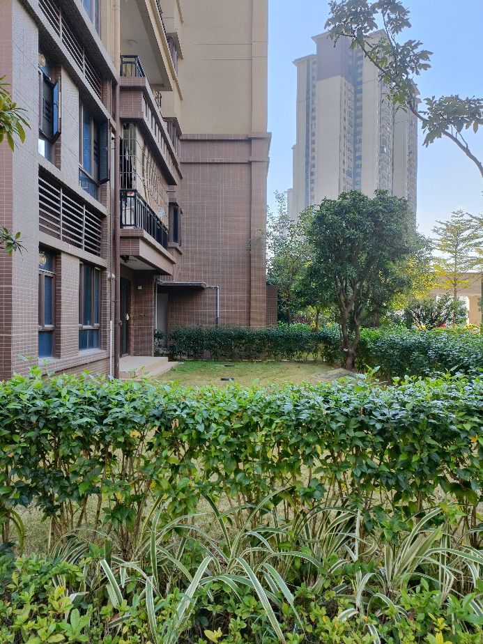 开一家自助女装店多少钱,开一家服装店需要多少钱啊