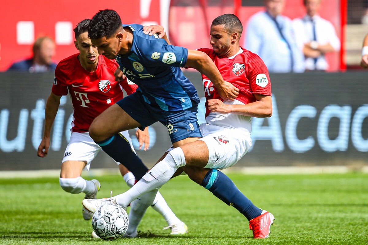 乌德勒支vs马斯特里赫特爆冷,今日足球德乙斯图加特vs汉堡