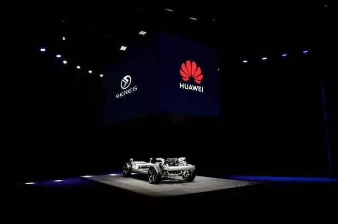 赛力斯sf5深度解析,赛力斯sf5vs问界m5