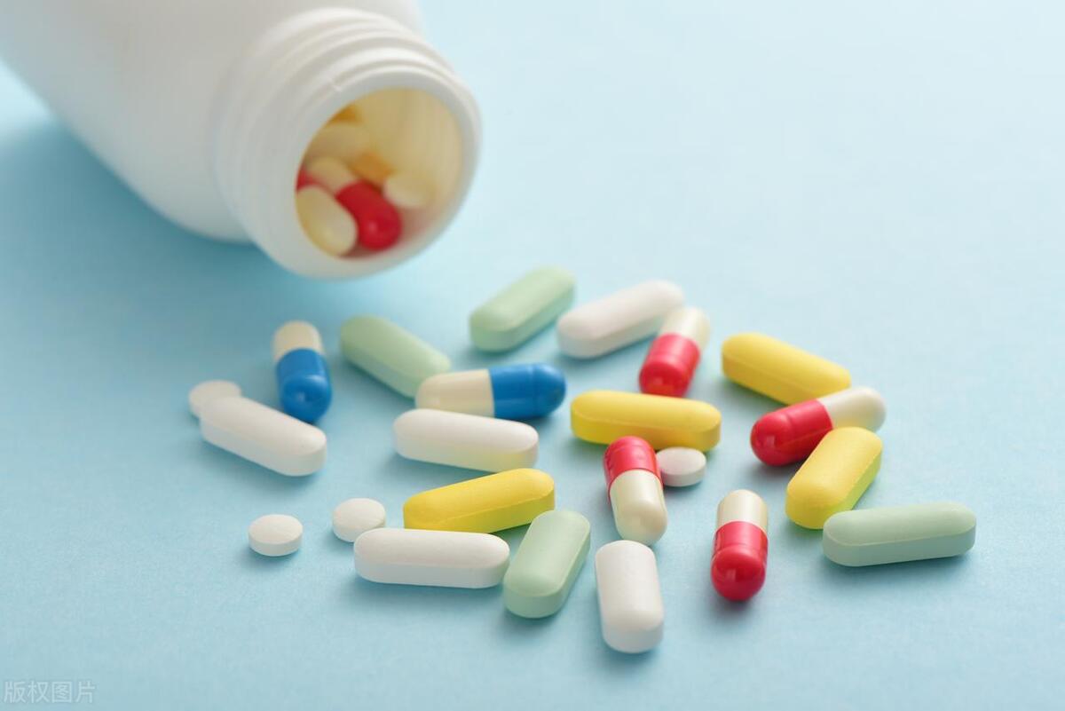 流鼻血花费一千多,治疗流鼻血喝中药可以改善么