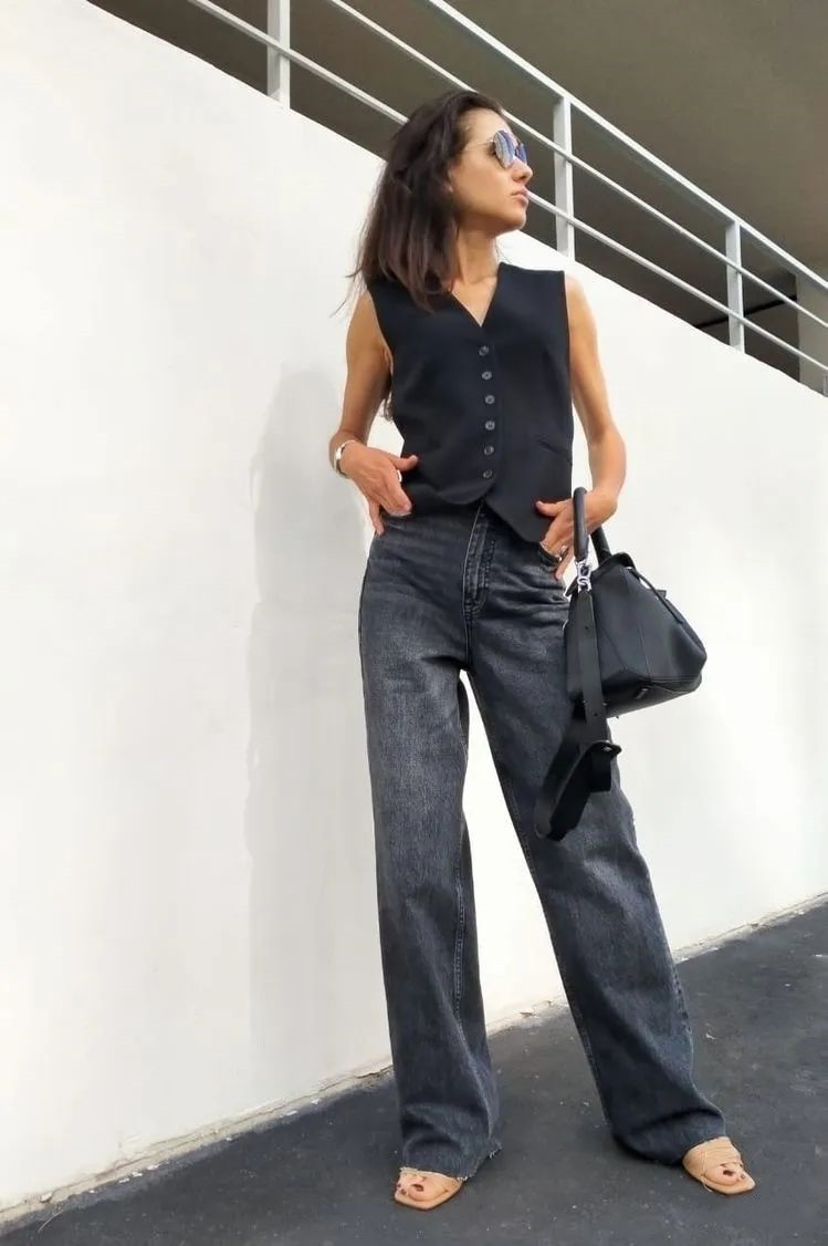 夏天穿黑色还是白色衣服好看,夏天来了穿白色好看还是黑色好看