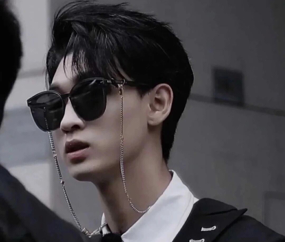 德云社张云雷岳云鹏秦霄贤孟鹤堂,岳云鹏秦霄贤同台说相声