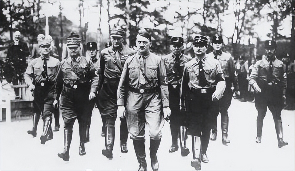 从拿破仑到希特勒，为何极力反对入侵中国？网友：蠢人才会这样干