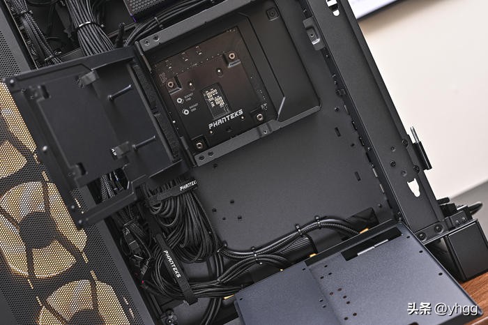 黑金全塔海景房——ROGZ790HERO+4080猛禽+追风者NV7装机展示