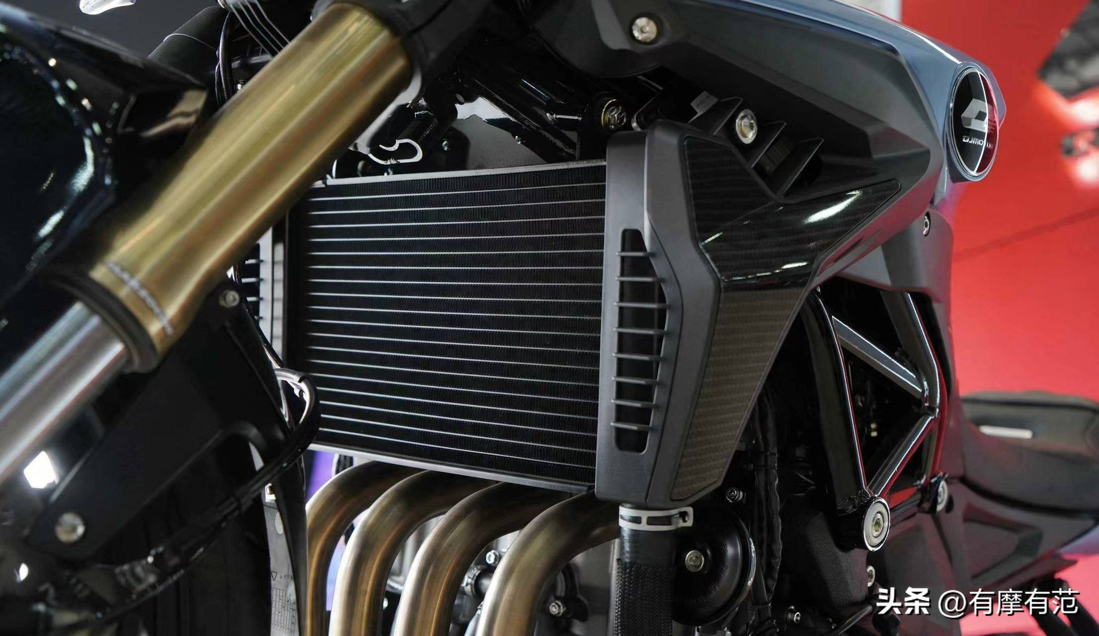 钱江qj赛600测评,钱江qjmotor600与黄龙600对比