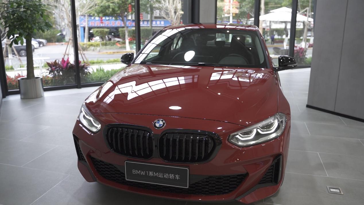 别拿入门不当宝马，养一台宝马1系多少钱？网友：诚不欺我？