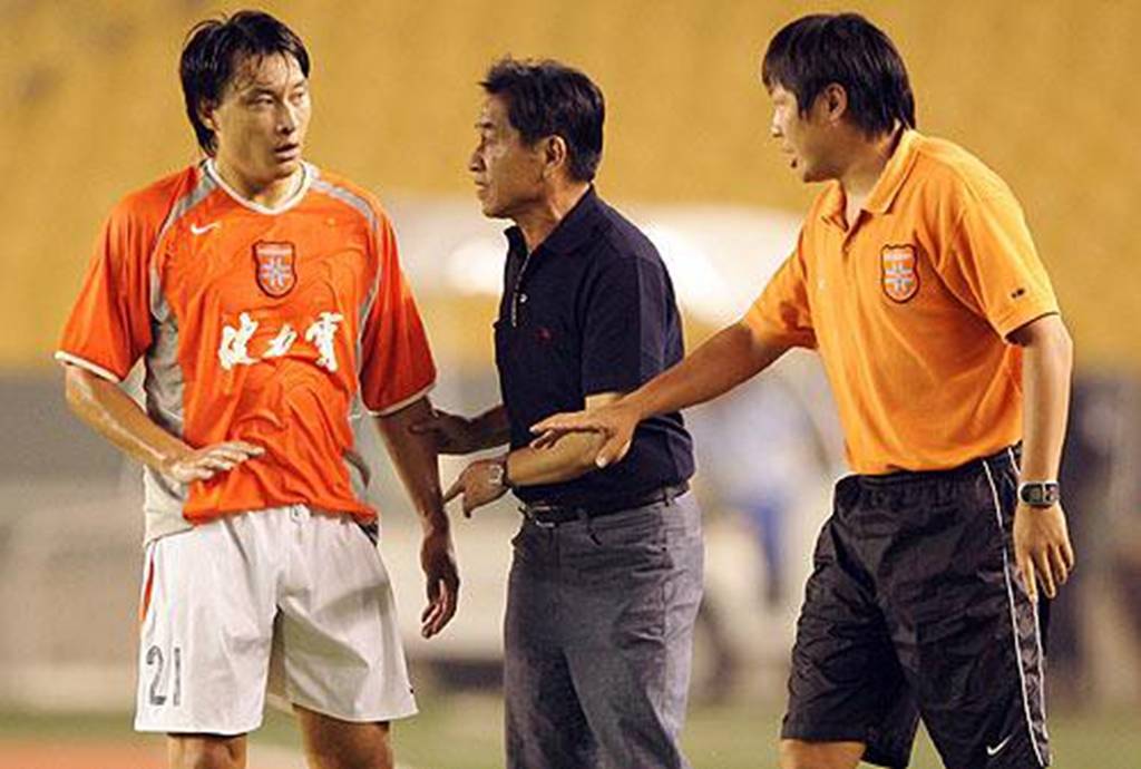 中国足坛11人最强阵容,足坛最强11人阵容退役