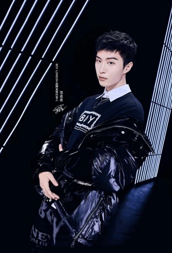 boylondon刚发售的羽绒服,boylondon穿搭冬季