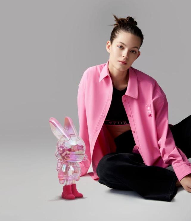 2023兔系氛围穿搭|盘点7个时尚品牌「兔年胶囊」，你喜欢哪一款？