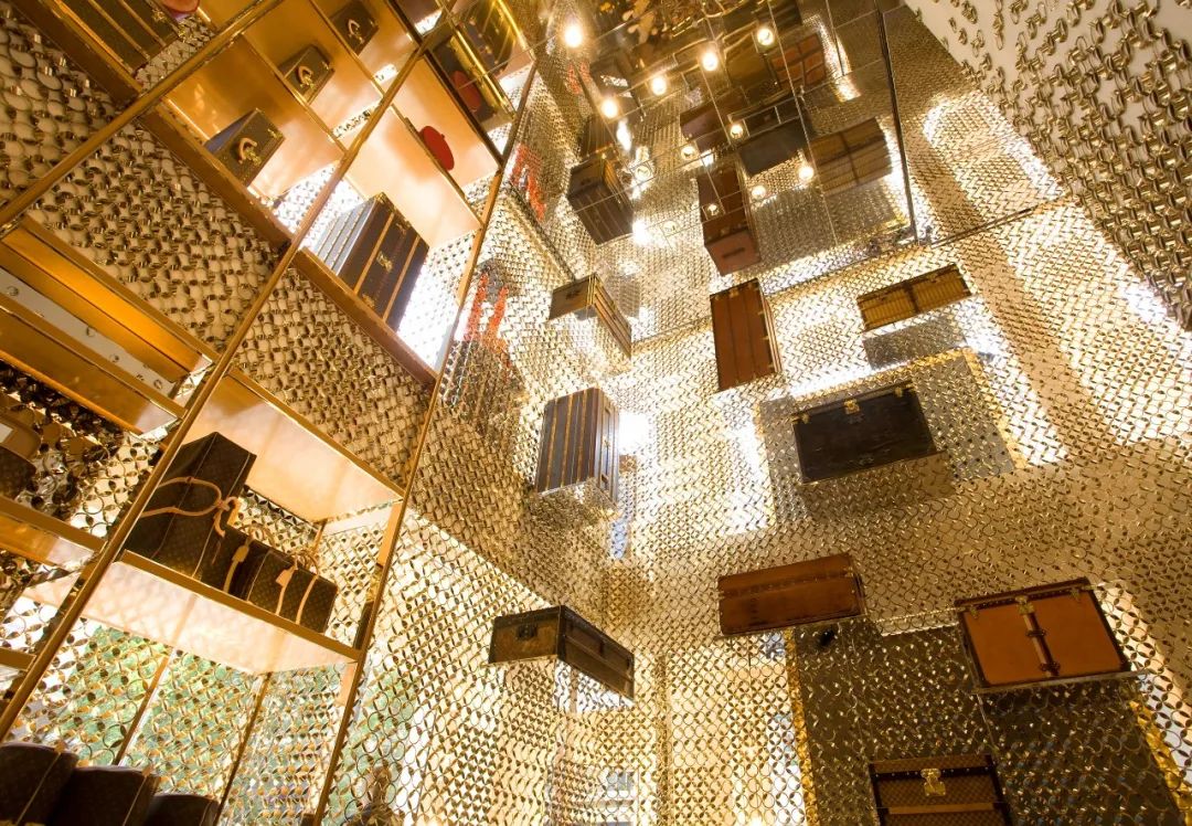 在疫情期间奢侈品lv怎么崛起,爱马仕对比lv营业额