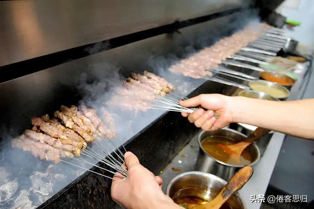 盘点一下那些PK淄博烧烤不战而败的城市都有哪些“心酸”理由