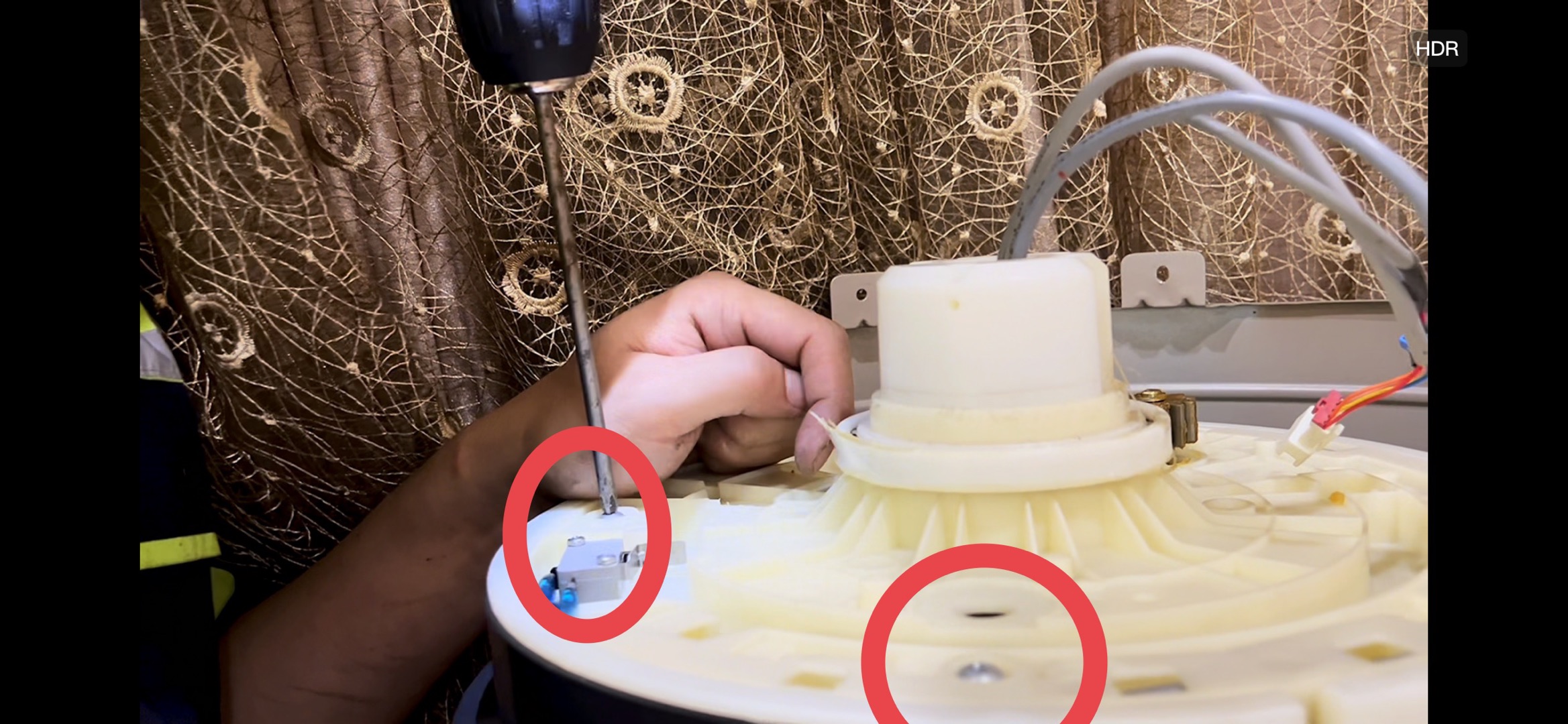 格力铂圆柱空调过滤网怎样取,格力圆柱i铂空调拆卸视频教程