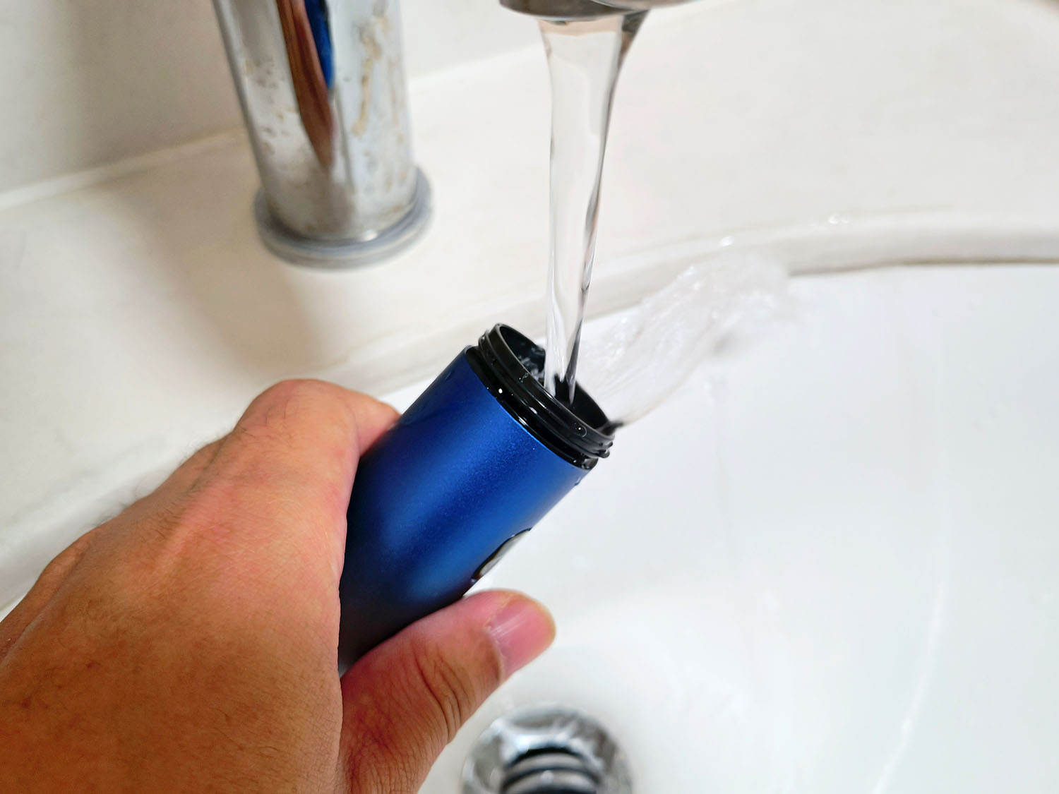 实用剃须刀评测,须眉四刀头剃须刀评测