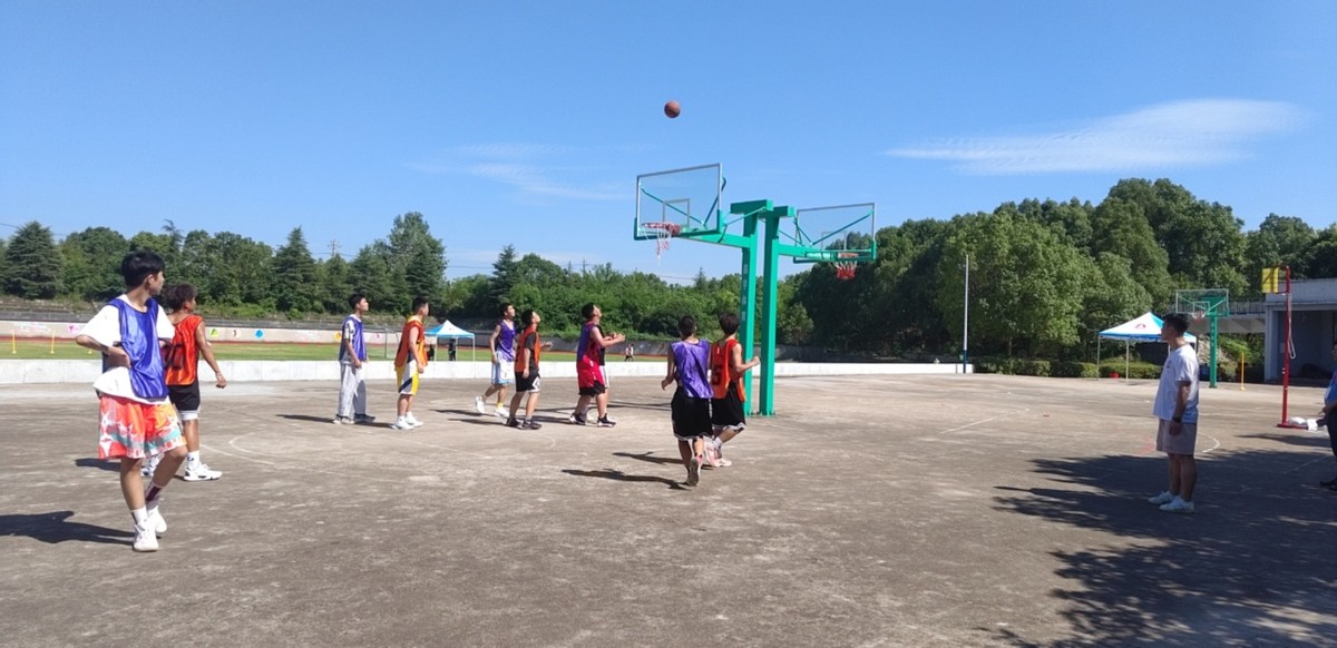 鄂州市鄂东高级中学与秋林高中,鄂州市秋林高中