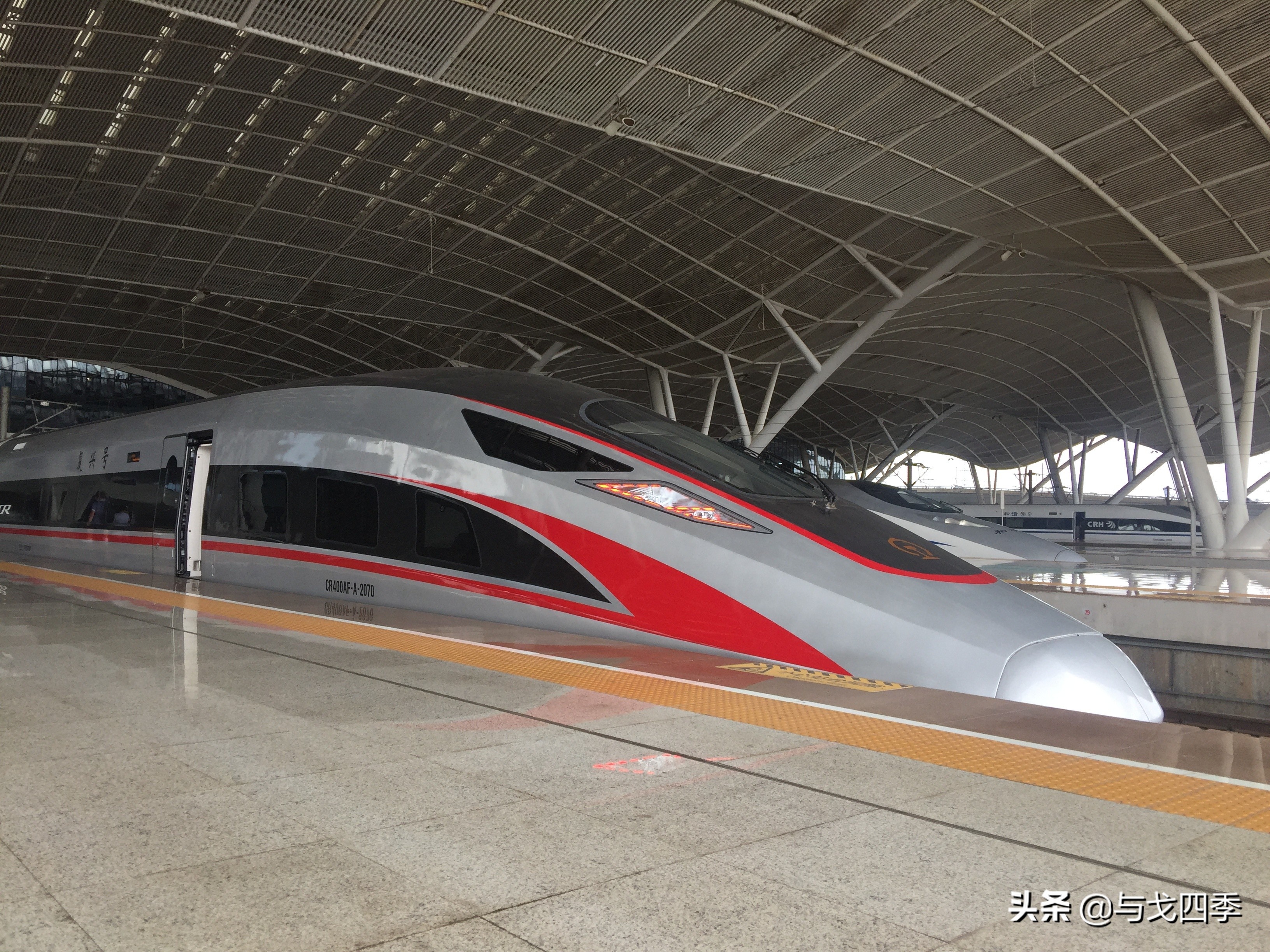 动车高铁的收费标准是什么,高铁动车标准多少节