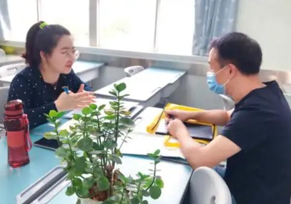 教师穿孕妇装被举报结果,老师穿孕妇装被举报后续处理