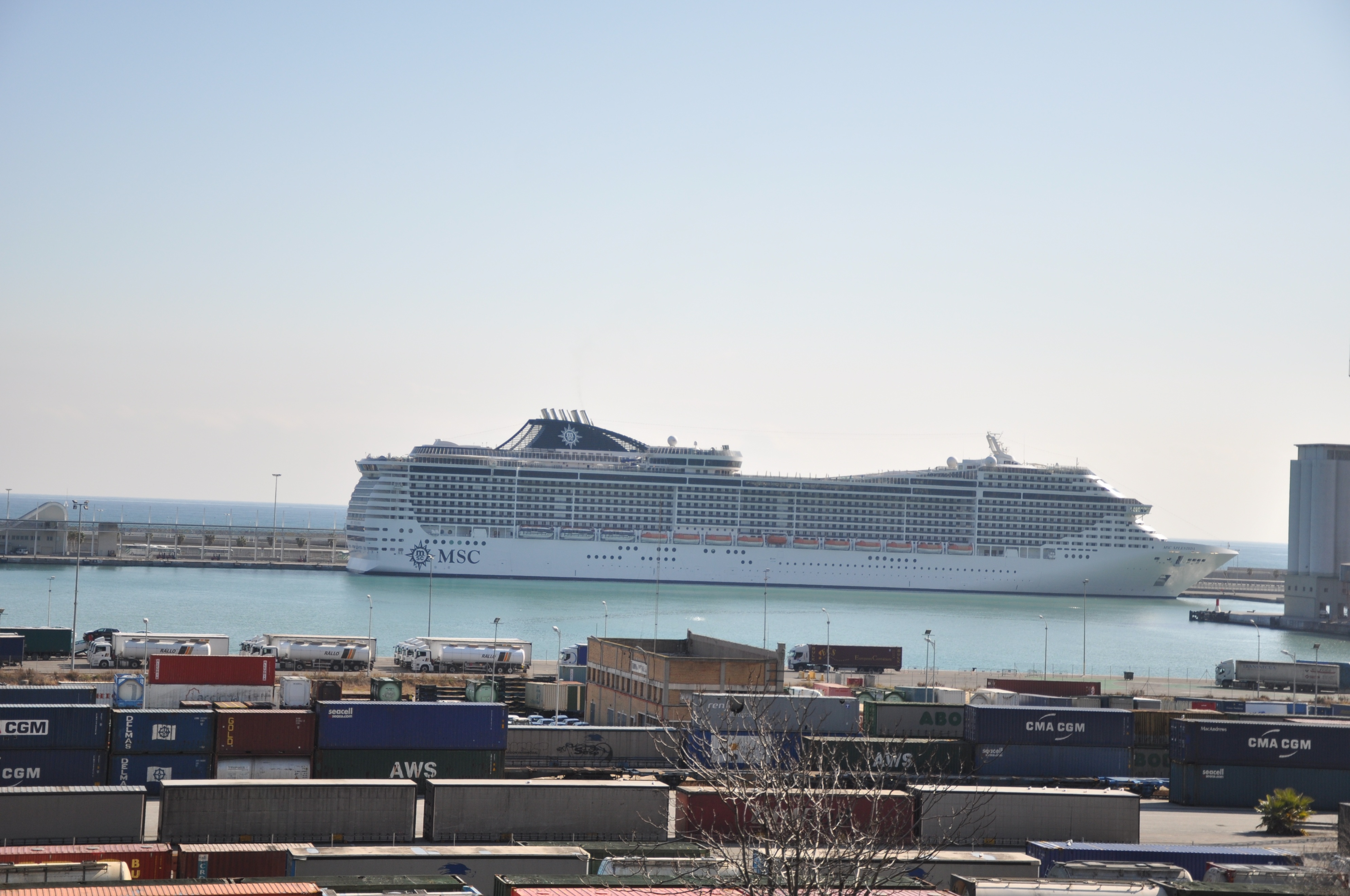 巴塞罗那圣家堂高迪,巴塞罗那高迪的作品