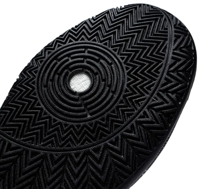 李宁新品！JB1代联名配色曝光，韦德幻影4被指抄袭，空袭9代崛起