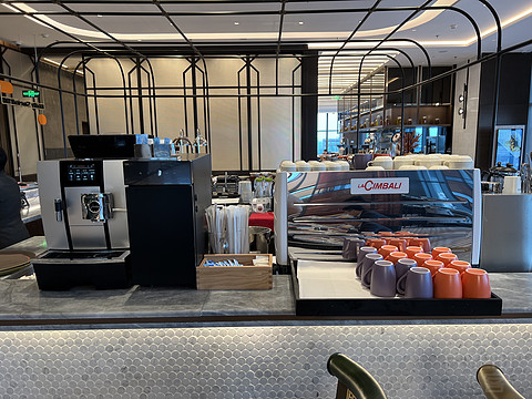 窗含西岭千秋雪成都环球中心雪山,窗含西岭千秋雪魅力成都