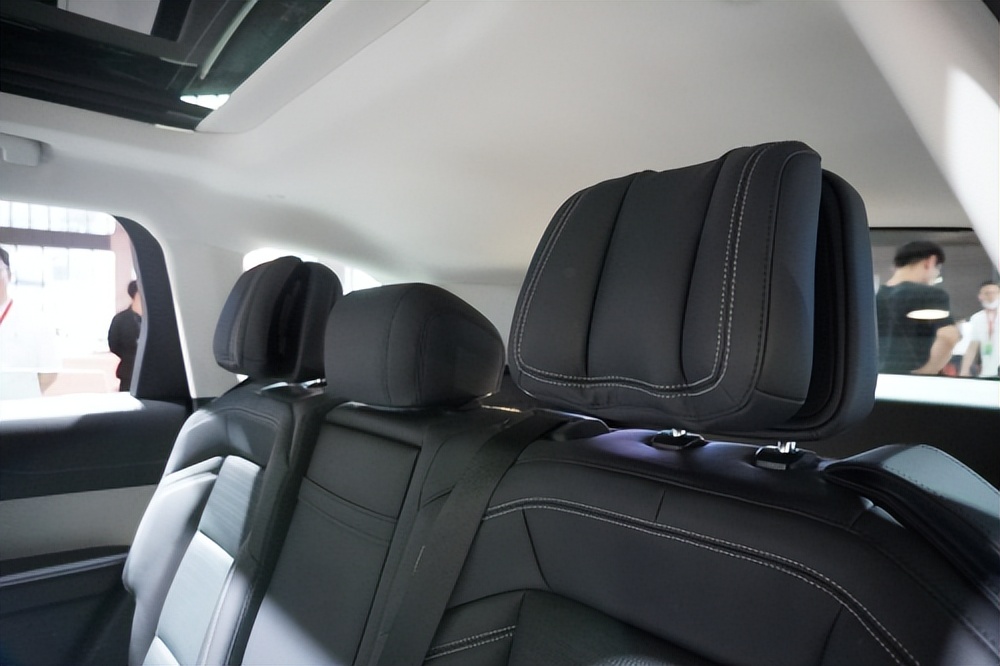 q5l和航海家2.0t如何选择,父母旅行开什么车