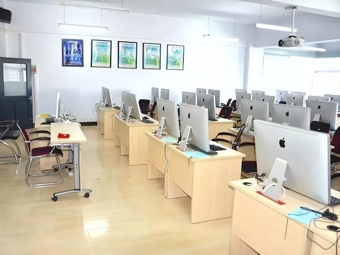 吉林大学新闻传播学院,吉林大学新闻与传播学院录取名单