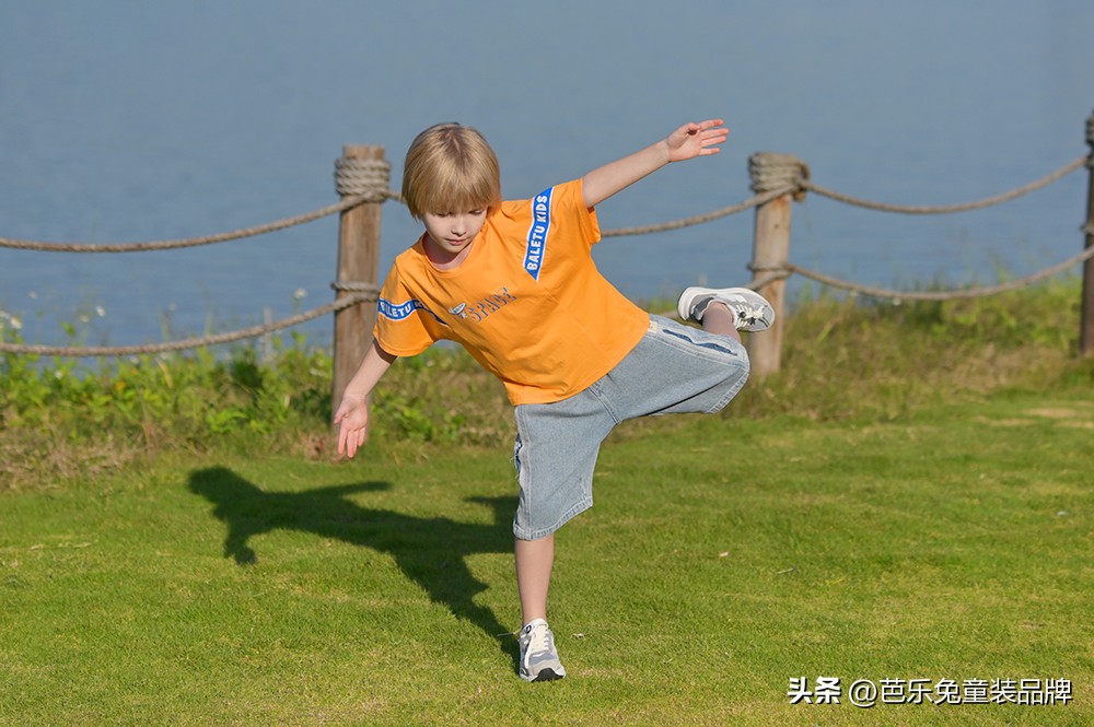 芭乐兔|超群绝伦，跃动青春，孩子们春日穿搭的关键词都在这里