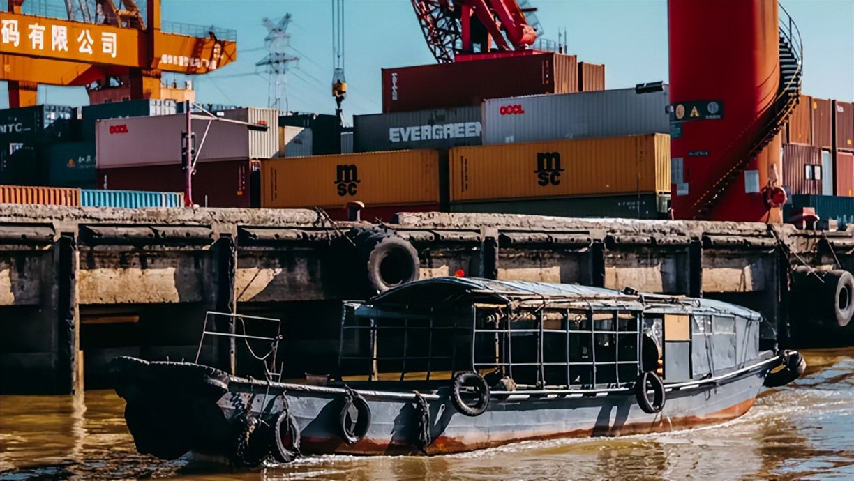 香港的天星小轮是什么样子的,香港天星小轮尖沙咀