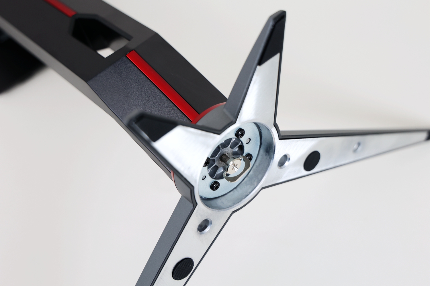 aocq24g2显示器游戏测评,aoc24g2144hz显示器测评