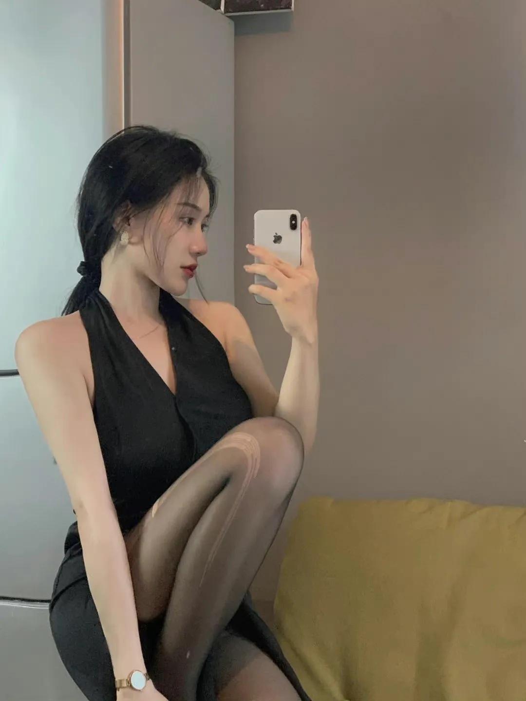 被别人指甲划破,被指甲划破皮