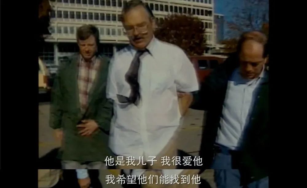 被养父绑走，性侵，被逼成脱衣舞女，美国这桩丑闻，太荒唐了