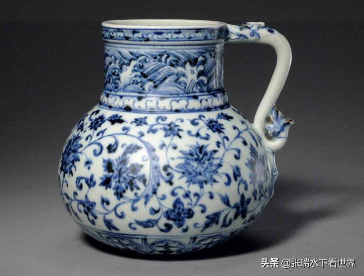 业火凝炼，玲珑惊艳，明清外销青花瓷为何成为China国货之光？