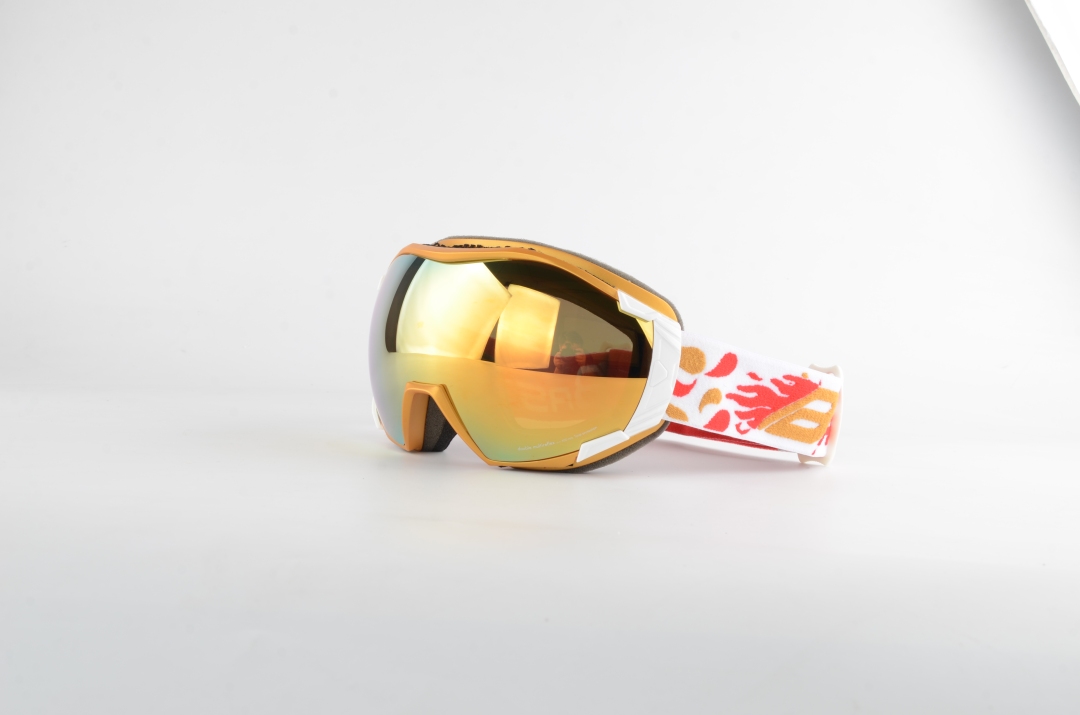 骑行必备装备骑行眼镜,骑行眼镜的正确佩戴方法