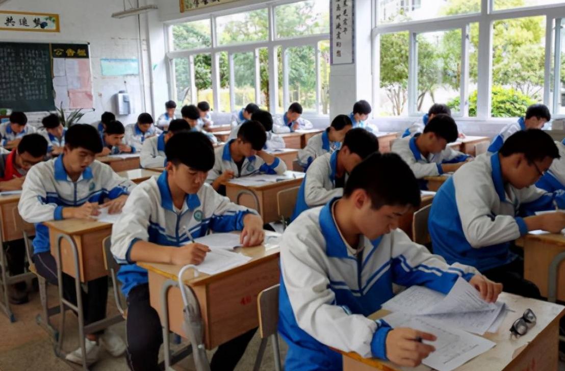 高一成绩下滑怎么提高,高一学生基础差怎样才可以提升