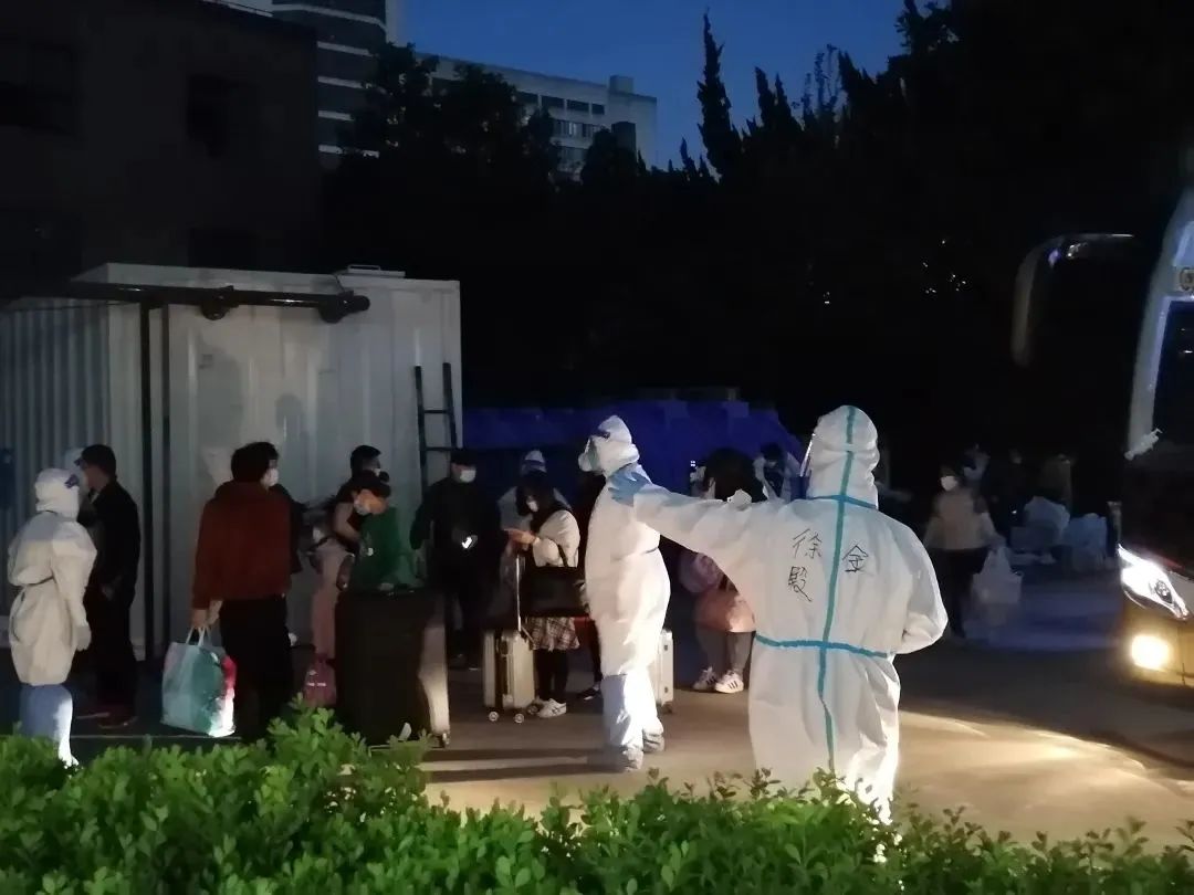 青联委员勇担当青春在疫线闪光,抗击疫情青年突击队