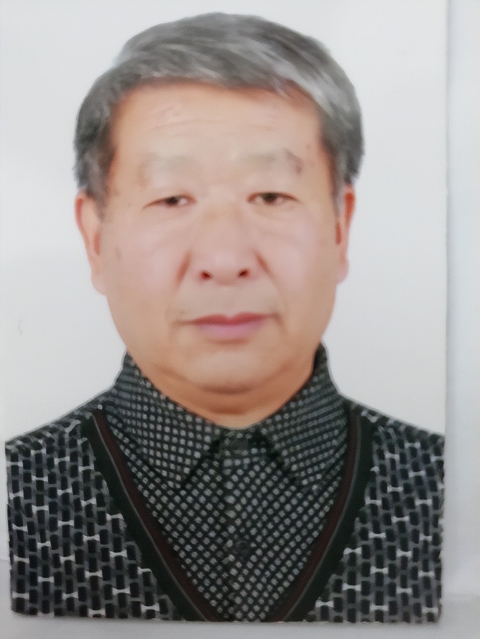 众诗人品读许庆胜《诗坛胡松夏现象解剖》专著诗•50首