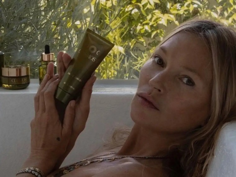 明星卖化妆品成本几块钱,明星卖的化妆品为什么那么便宜