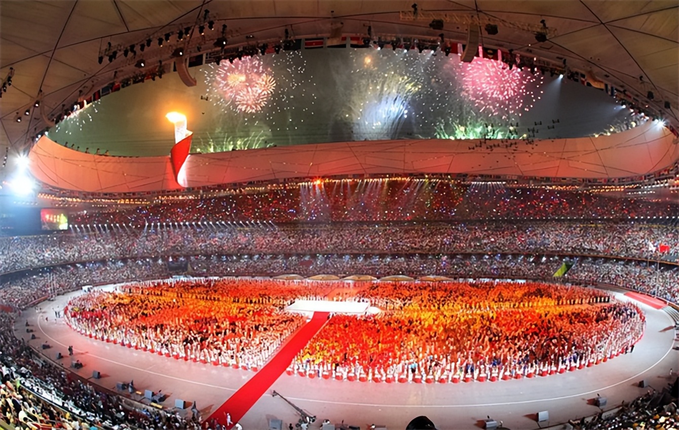 15年过去了，当年花34亿巨资修建的鸟巢，是赔还是赚了？