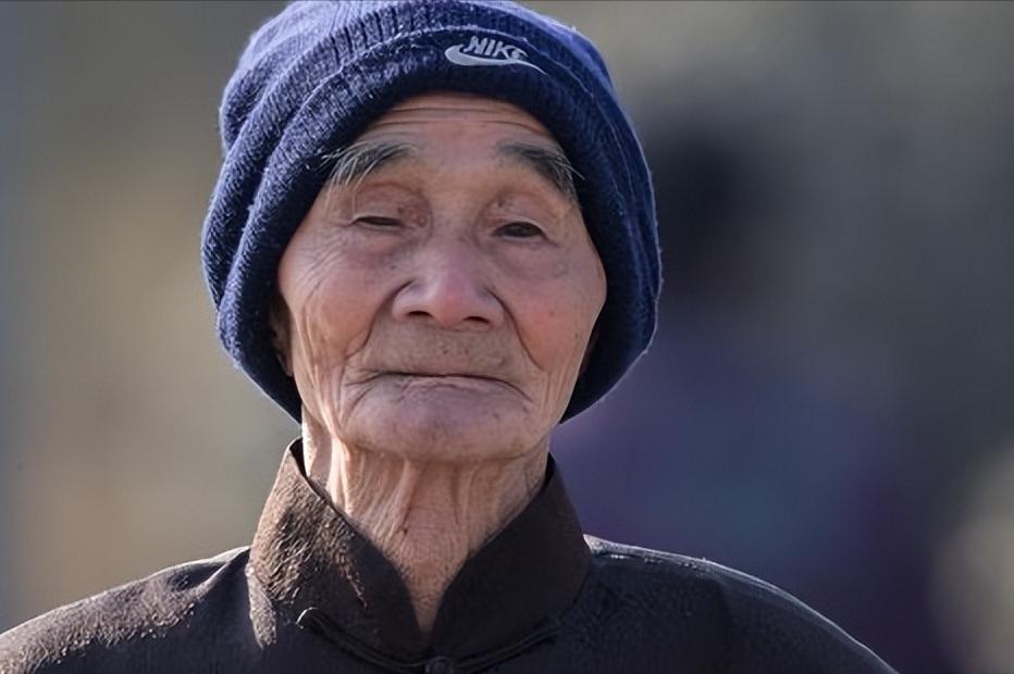 陪诊针对孤寡老人,陪诊日记怎么写