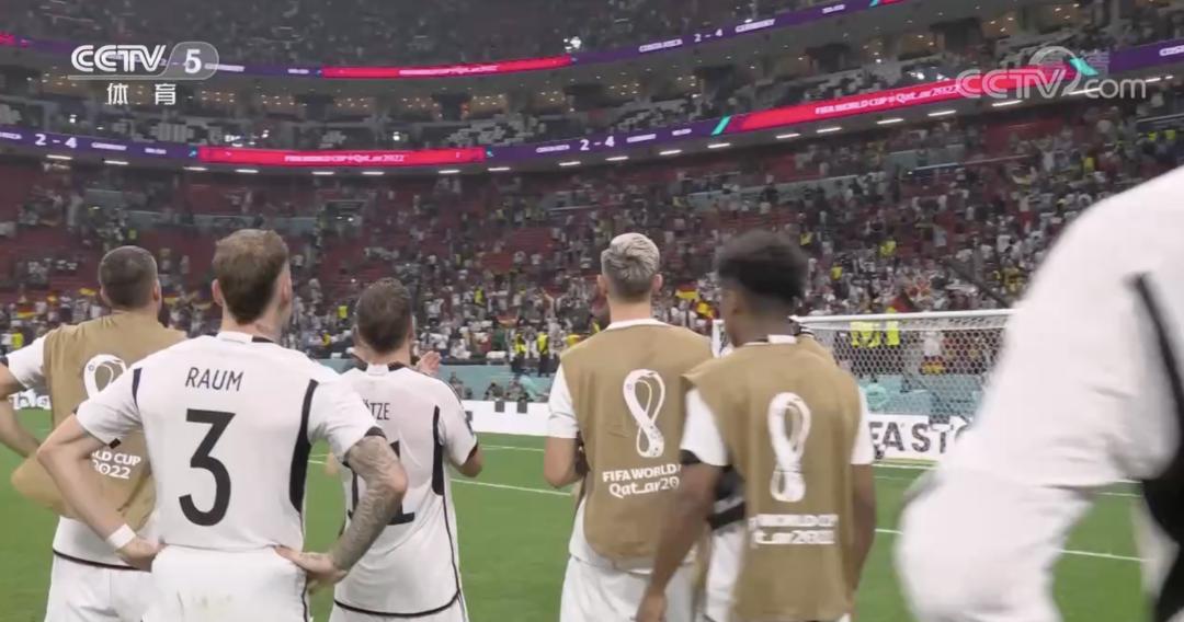 这届世界杯,也请为他们鼓掌