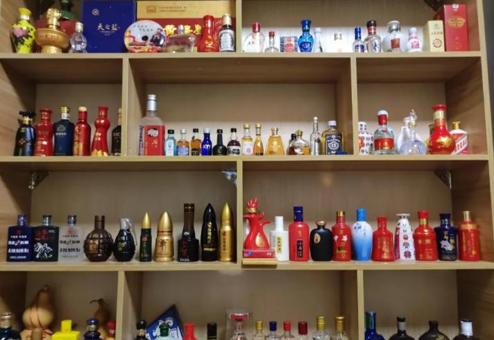原箱白酒存酒最好的储存方法,家里怎样存酒放柜子里