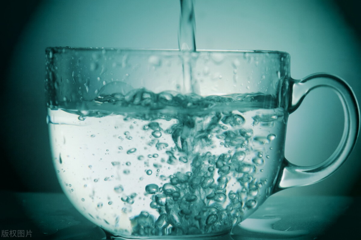 寒冷的冬天老人应该注意什么,这个冬天怎么御寒呢