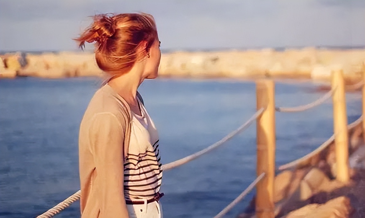 简单的人才是真正厉害的人,真正厉害的人都站在别人角度上