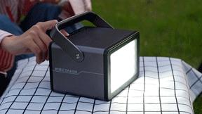 0.3度电的户外电源只有巴掌大小，350W大功率，移族P300确实香