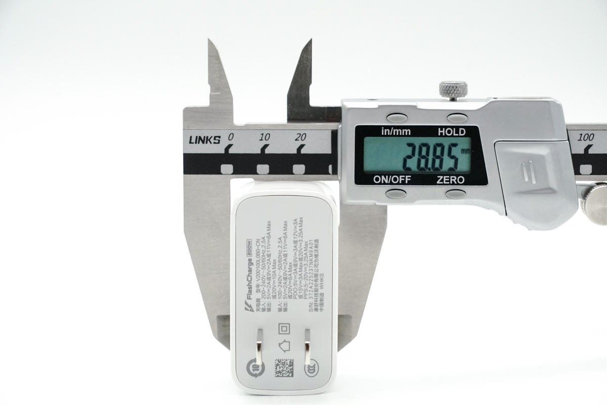 iqoo10pro200w快充小白测评,iqoo10pro测评200w快充究竟有多快