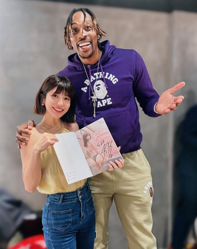 绝了!爆料人:和霍华德发生关系的台妹身材很好,看了都把持不住