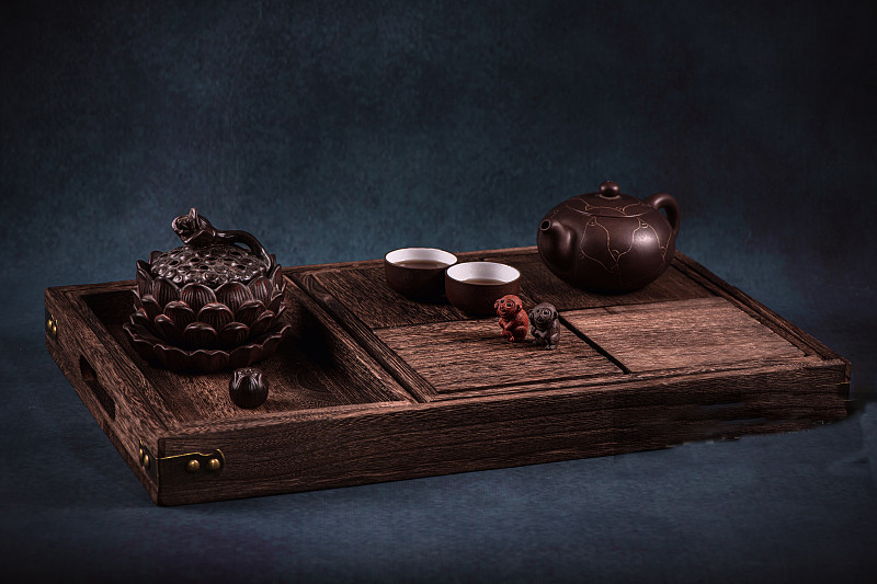 道家香炉里的香灰满了怎么处理,香炉里的香灰多了怎么处理