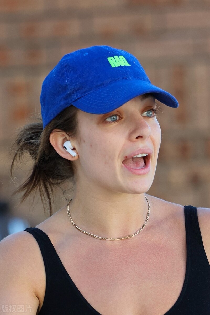 艾比查特菲尔德写真照 (艾比查特菲尔德照片)