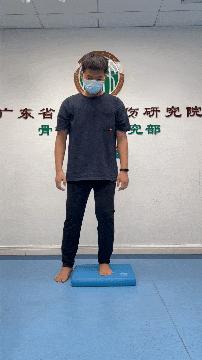 踝距腓韧带断裂术后康复训练,左踝距腓前韧带断裂术后康复训练