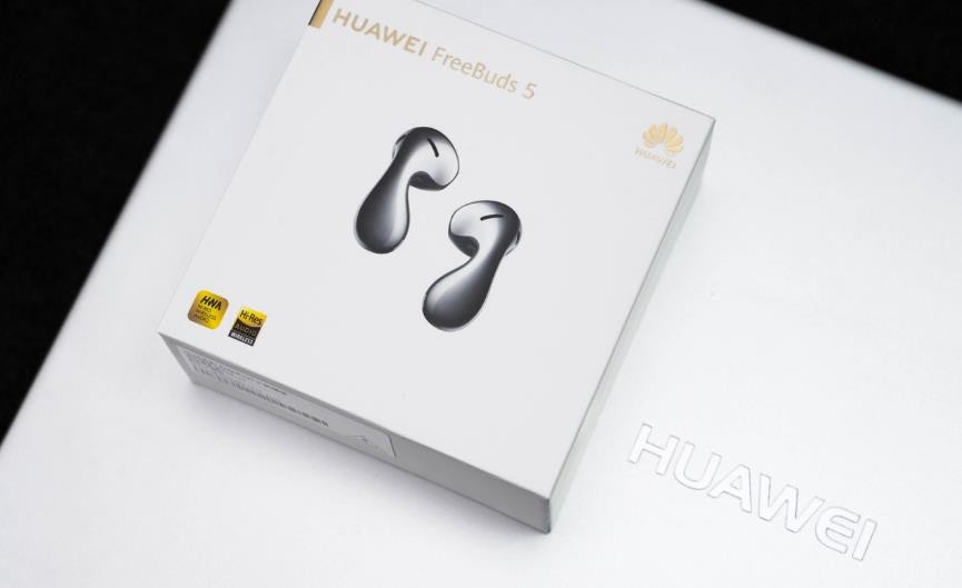 华为freebudsstudio对比boseqc35,华为freebuds5降噪评测
