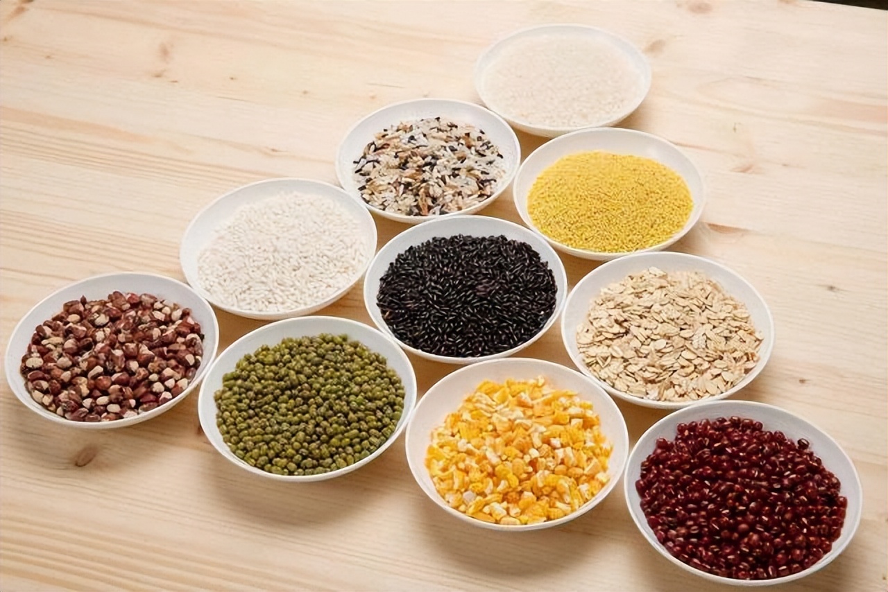 白醋米醋香醋陈醋各有什么区别,白醋陈醋米醋味道区别